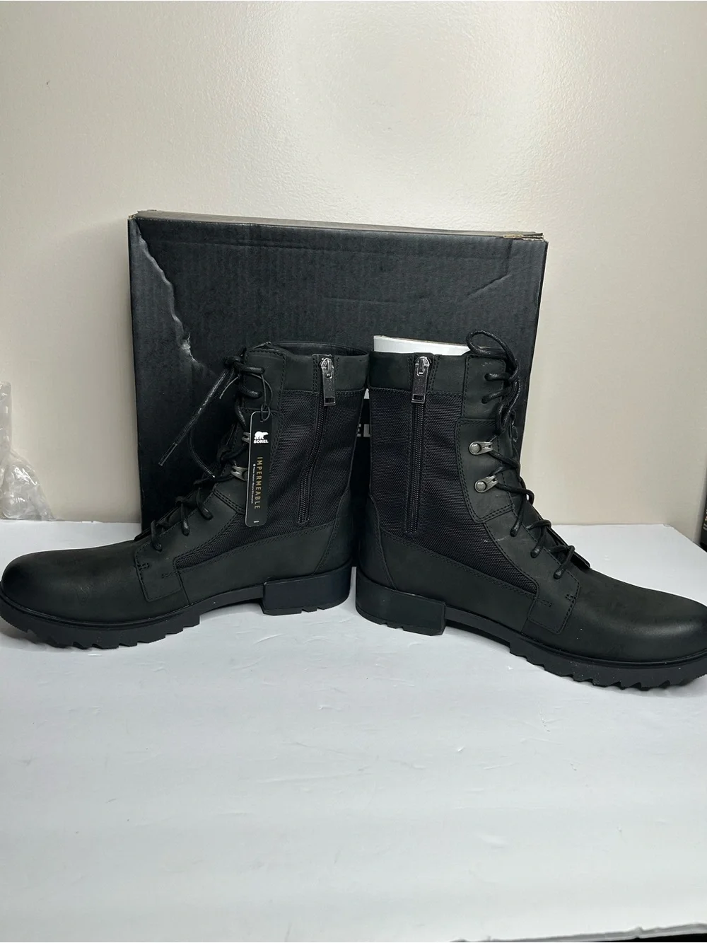 Sorel durable lace